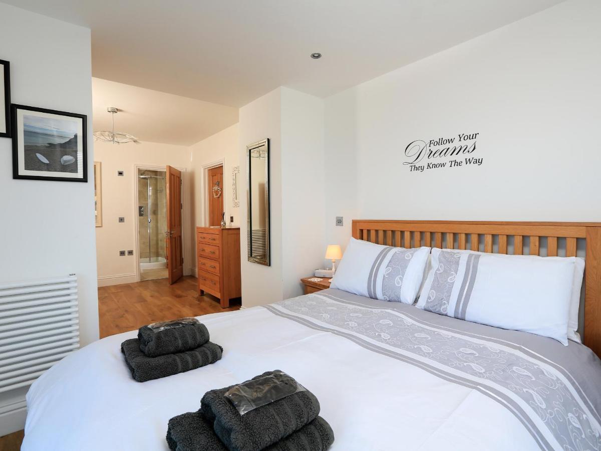 1 At The Beach Beesands Exterior foto